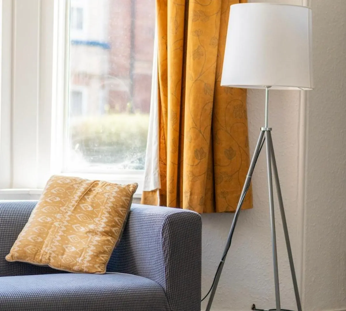 6-Bed Exeter Townhouse Villa Holiday home