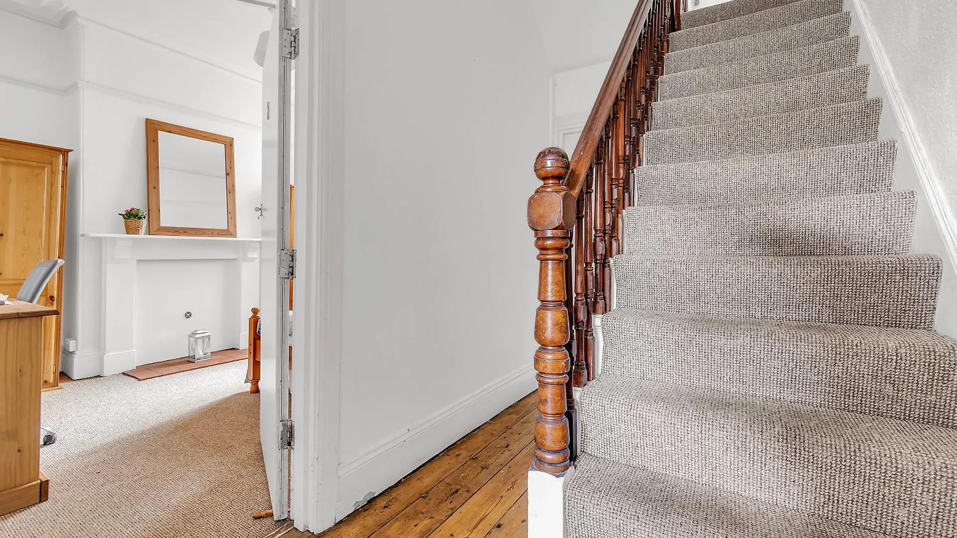 Holiday home 6-Bed Exeter Townhouse Villa